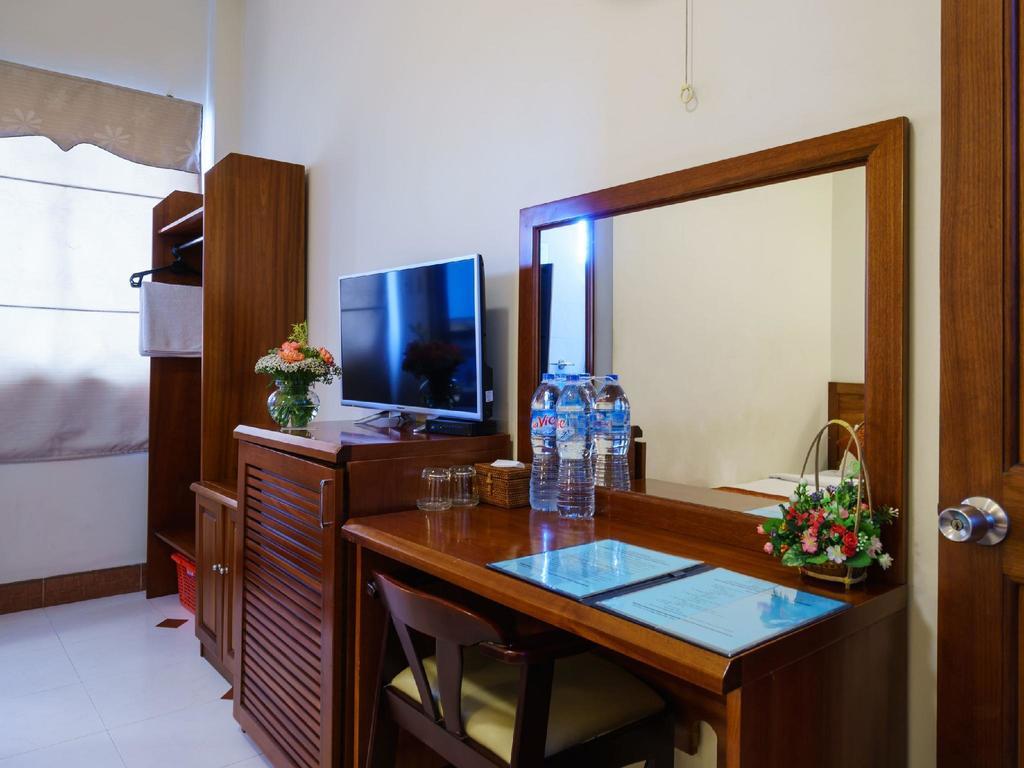 Hong Han Hotel Ho Chi Minh-stad Buitenkant foto