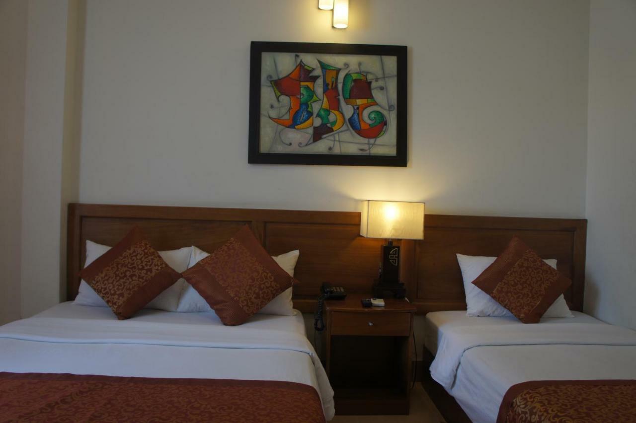 Hong Han Hotel Ho Chi Minh-stad Buitenkant foto
